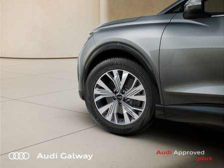 2026 Audi Q4 e-tron - thumbnail 6