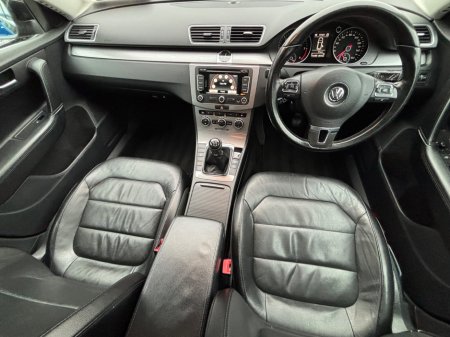 2014 Volkswagen Passat - thumbnail 17