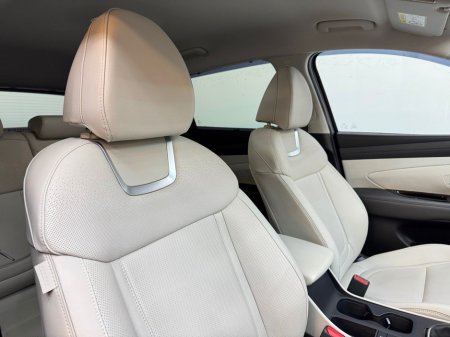 2025 Hyundai Tucson Tucson FL Executive Plus w.2 Tone Roof €44,995 thumbnail