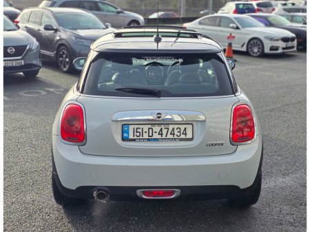 2015 MINI Hatch 1.5 3DR COOPER €12,950 thumbnail