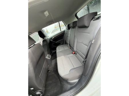 2013 Volkswagen Golf - thumbnail 15