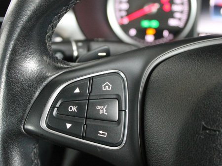 2018 Mercedes-Benz C Class - thumbnail 23