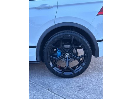 2020 Volkswagen Tiguan - thumbnail 17