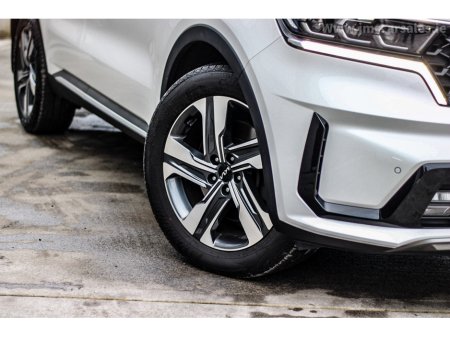 2024 Kia Sorento 2.2 K3 4X2 Diesel 7 seats €53,995 thumbnail