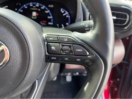 2022 Toyota Yaris Cross - thumbnail 23