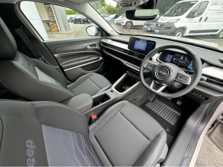 2025 Jeep Avenger E | Summit | 54kw | 156hp €30,950