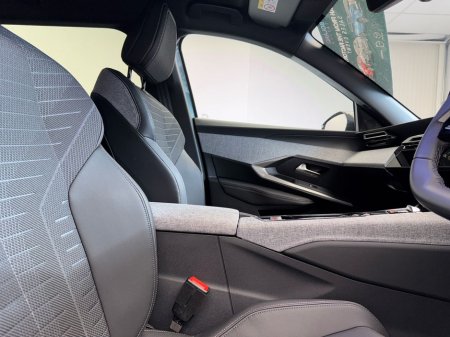 2026 Peugeot 5008 - thumbnail 11