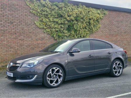 2016 Vauxhall Insignia - thumbnail 3