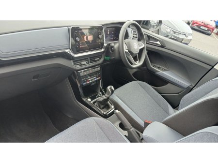 2025 Volkswagen T-Cross STYLE 1.0 TSI 116HP *REAR VIEW CAMERA, DUAL CLIMATE CONTROL, BLUETOOTH* €31,995