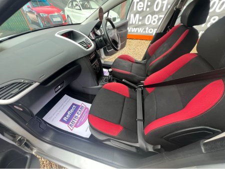 2007 Peugeot 207 - thumbnail 10