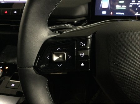 2023 MG 4 - thumbnail 13