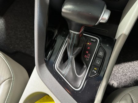 2020 Kia Niro Plug In Hybrid €21,400 thumbnail