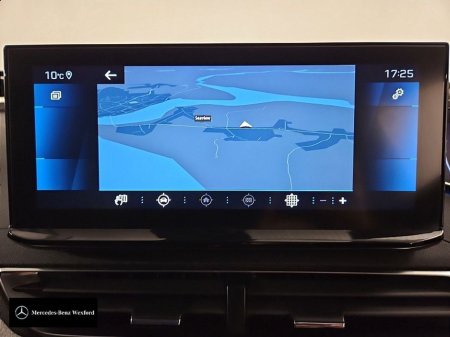 2022 Peugeot 3008 1.5 BlueHDi 130bhp Allure Auto €27,895 thumbnail