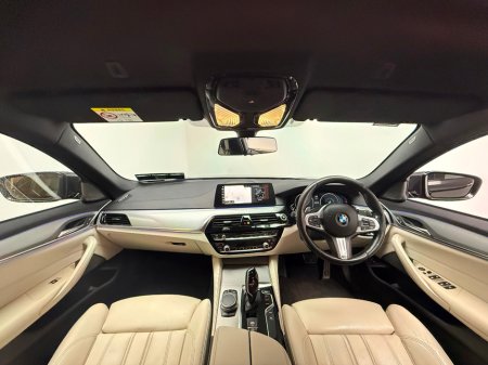 2018 BMW 5 Series 530E M SPORT €26,990 thumbnail