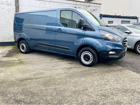 2023 Ford Transit Custom - view 3