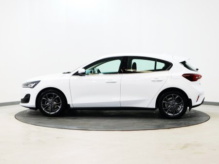 2024 Ford Focus *127* TITANIUM 5DR 1.0T 125 MHE €26,800 thumbnail