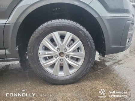 2026 Volkswagen Crafter CR35 Panel van Highline MWB 177 HP 2.0 TDI 8sp Automatic FWD €51,179 thumbnail