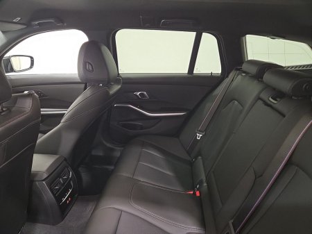 2025 BMW 3 Series 330 E M Sport Auto 330 e M Sport 330 e 292 12kWh PHEV 113BHP /83kw Step Auto Start/Stop thumbnail