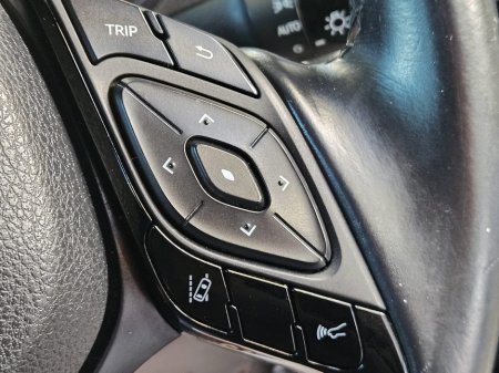 2018 Toyota C-HR - thumbnail 8