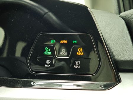 2022 Volkswagen Golf 1.0 ETSI ACTIVE Automatic, Reversing camera €24,995 thumbnail