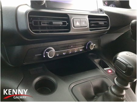 2024 Peugeot Partner - thumbnail 28