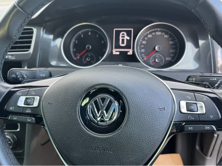 2018 Volkswagen Golf 1.2 TSI 5DR AUTO LOW KMS €16,950 thumbnail