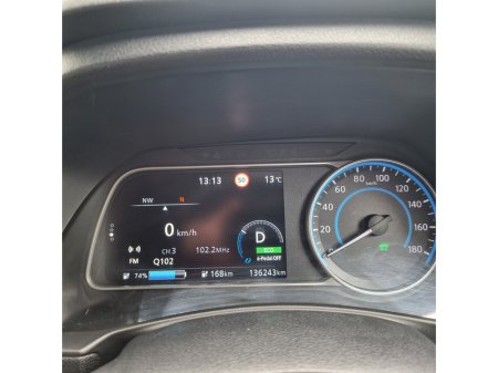 2018 Nissan Leaf - thumbnail 14