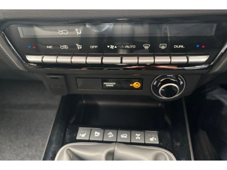 2025 Isuzu D-MAX - thumbnail 19