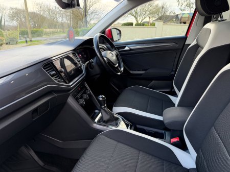2021 Volkswagen T-Roc 2.0 TDI 150bhp Sport €25,950 thumbnail