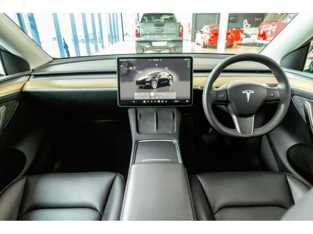 2022 Tesla Model Y - thumbnail 18