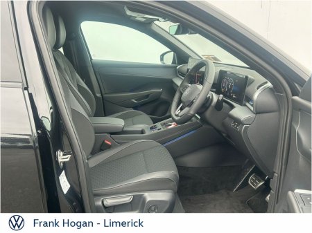 2026 Volkswagen T-Roc - thumbnail 8