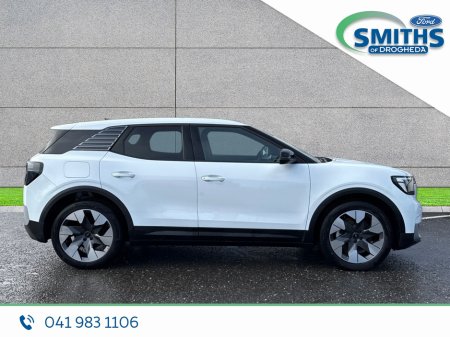 2026 Ford Explorer PREMIUM 77KWH 286PS €45,950 thumbnail