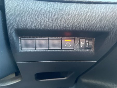 2021 Peugeot 2008 1.5 BlueHDI 110bhp Allure €19,975 thumbnail