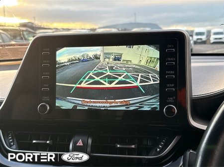 2022 Toyota C-HR 1.8 HYBRID SOL thumbnail