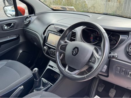 2017 Renault Captur Intense very low mileage €12,500 thumbnail