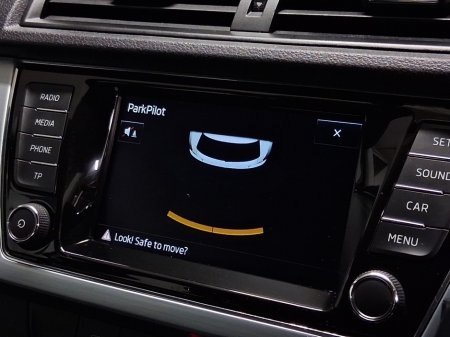 2015 Skoda Fabia - thumbnail 11