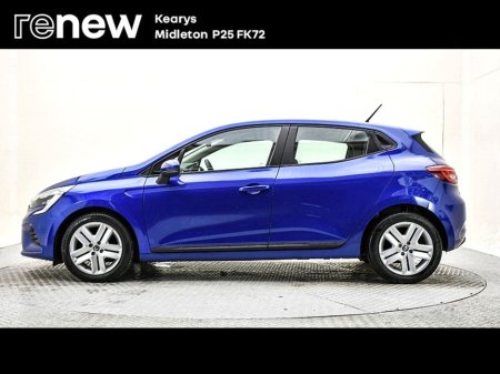 2022 Renault Clio Dynamique TCe 90 €15,990 thumbnail