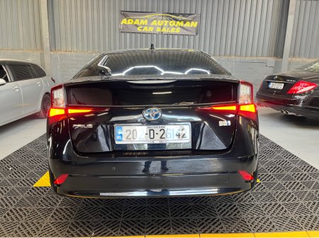 2020 Toyota Prius - thumbnail 4