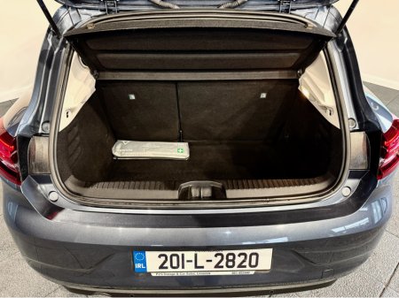 2020 Renault Clio 1.0 ICONIC TCE 100PS 5DR €12,990 thumbnail