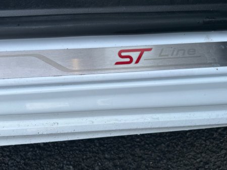 2019 Ford Focus 1.0 EcoBoost 125PS ST-Line €14,999 thumbnail