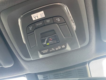 2024 Toyota C-HR - thumbnail 19