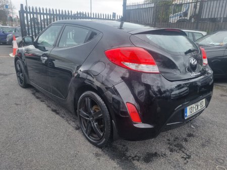 2013 Hyundai Veloster - thumbnail 12