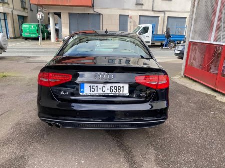 2015 Audi A4 - thumbnail 2