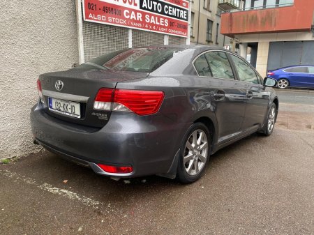 2013 Toyota Avensis - thumbnail 4