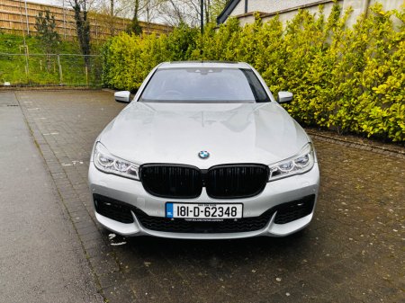 2018 BMW 7 Series - view 2