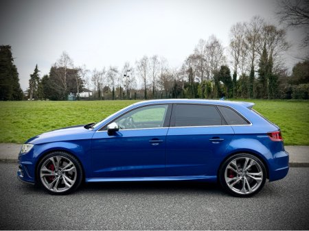 2015 Audi S3 - thumbnail 3