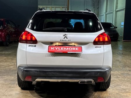2019 Peugeot 2008 GT LINE - HALF LEATHER - FACTORY ALLOYS - CRUISE CONTROL - REAR CAMERA €15,950 thumbnail