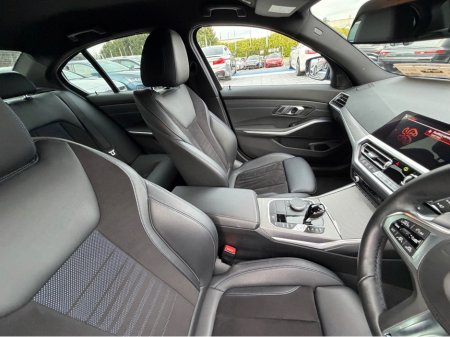 2020 BMW 3 Series - thumbnail 16