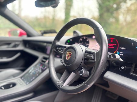 2021 Porsche Taycan - thumbnail 16