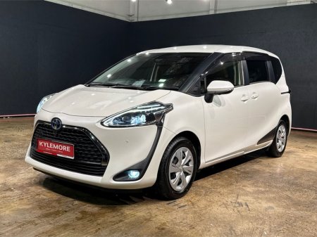 2020 Toyota Sienta 1.5L HYBRID AUTOMATIC - 7 SEATER - CRUISE CONTROL - TOYOTA SAFETY SENSE - REVERSE CAMERA €19,950 thumbnail